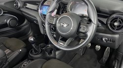 2022 (72) MINI CONVERTIBLE 1.5 Cooper Sport 2dr 4660272