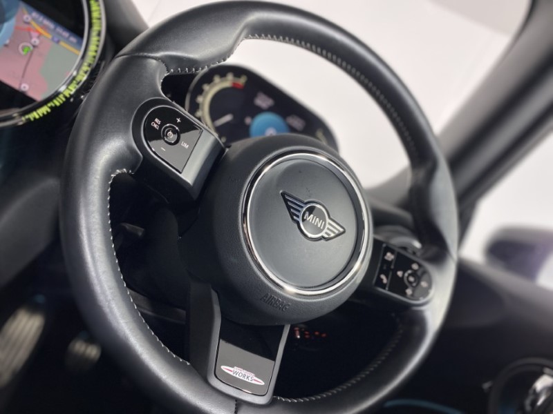 2022 (72) MINI CONVERTIBLE 1.5 Cooper Sport 2dr 4660265