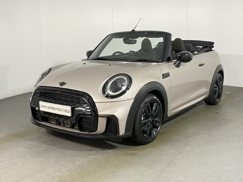 2022 (72) MINI CONVERTIBLE 1.5 Cooper Sport 2dr 4660300