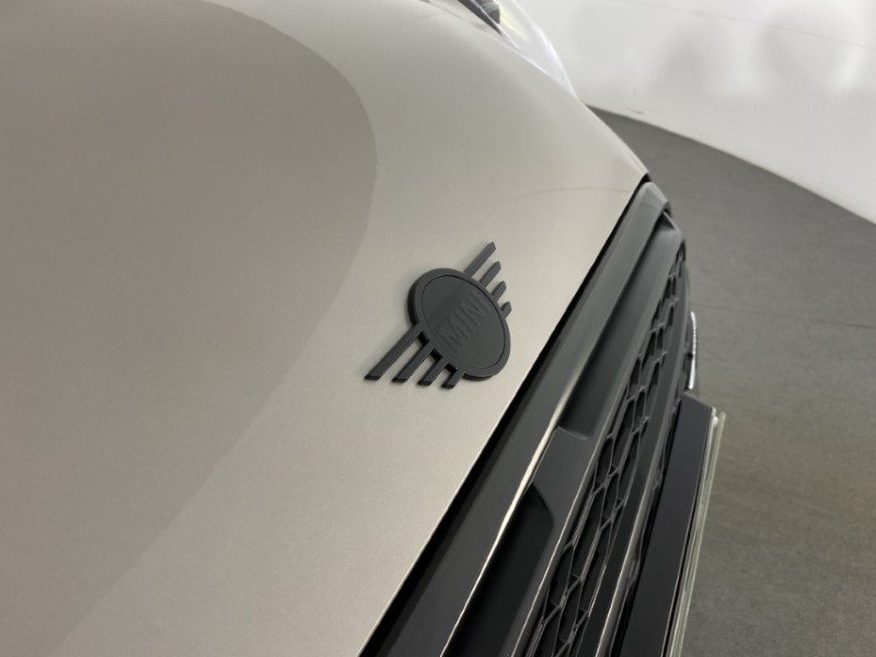 2022 (72) MINI CONVERTIBLE 1.5 Cooper Sport 2dr 4660291