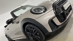 2022 (72) MINI CONVERTIBLE 1.5 Cooper Sport 2dr 4660312