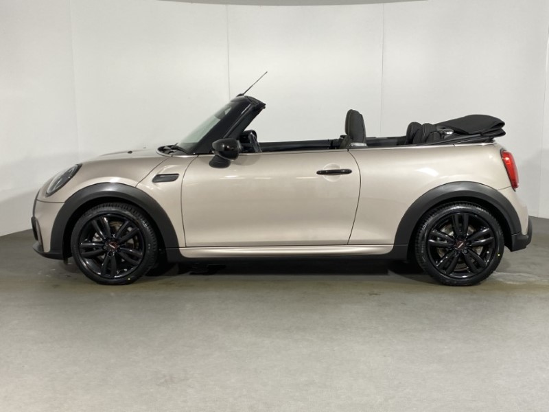 2022 (72) MINI CONVERTIBLE 1.5 Cooper Sport 2dr 4660301
