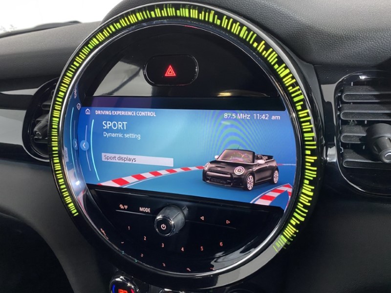 2022 (72) MINI CONVERTIBLE 1.5 Cooper Sport 2dr 4660258