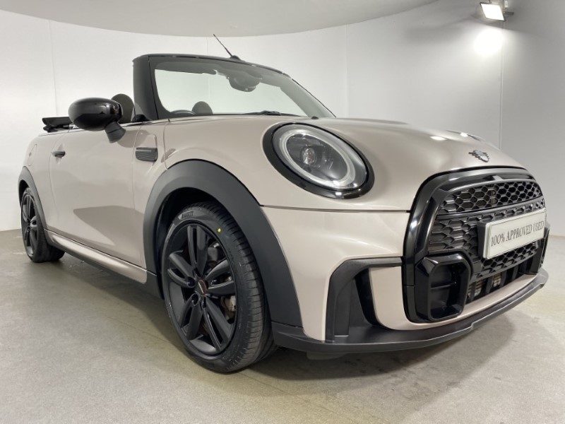 2022 (72) MINI CONVERTIBLE 1.5 Cooper Sport 2dr 4660311