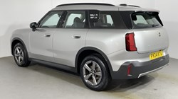 2024 (24) MINI COUNTRYMAN 1.5 C Classic 5dr Auto 1