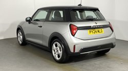 2024 (24) MINI COOPER 1.5 C Classic 3dr Auto 1