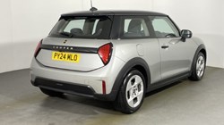 2024 (24) MINI COOPER 1.5 C Classic 3dr Auto 4649261