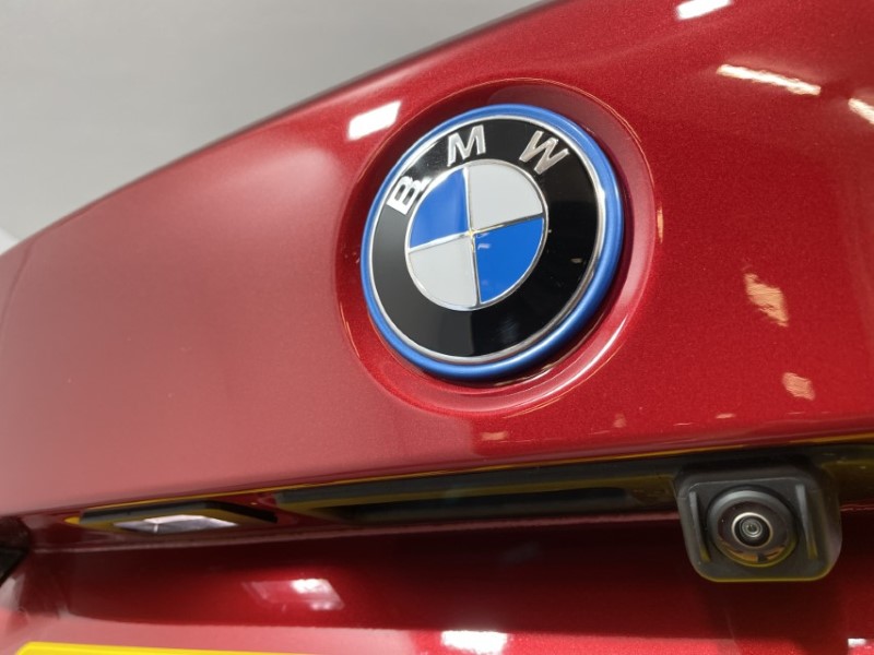 2025 (75) BMW 3 SERIES 330e 22.3 kWh M Sport 4dr Step Auto 4697116