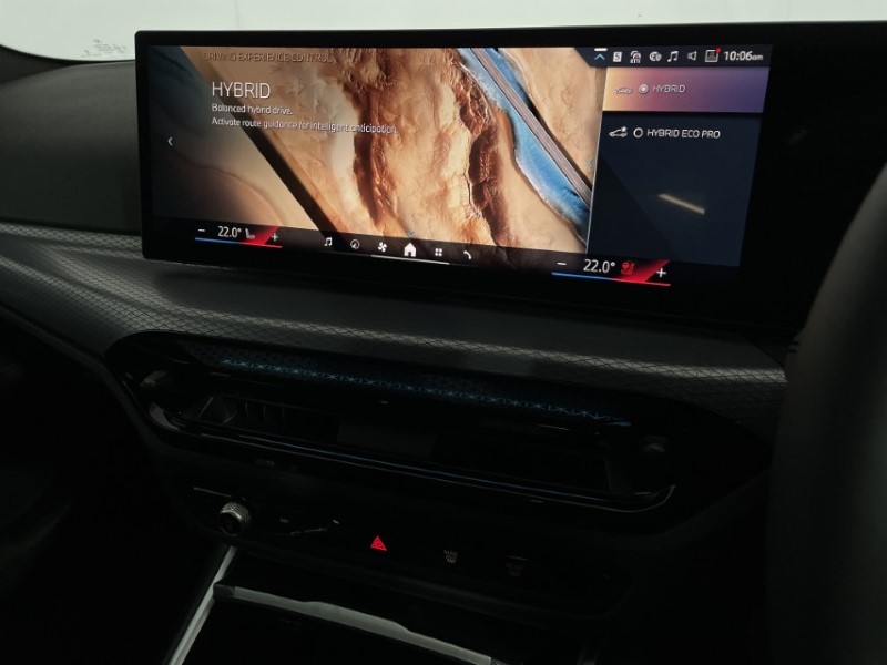 2025 (75) BMW 3 SERIES 330e 22.3 kWh M Sport 4dr Step Auto 4697097