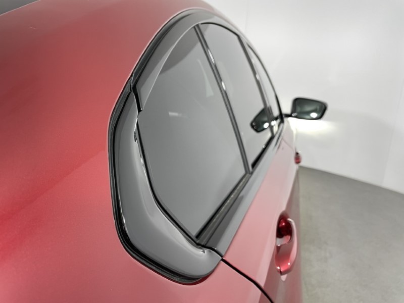 2025 (75) BMW 3 SERIES 330e 22.3 kWh M Sport 4dr Step Auto 4697113