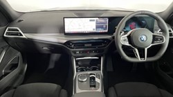 2025 (75) BMW 3 SERIES 330e 22.3 kWh M Sport 4dr Step Auto 4697134