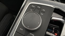 2025 (75) BMW 3 SERIES 330e 22.3 kWh M Sport 4dr Step Auto 4697086