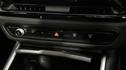 2025 (75) BMW 3 SERIES 330e 22.3 kWh M Sport 4dr Step Auto 4697089