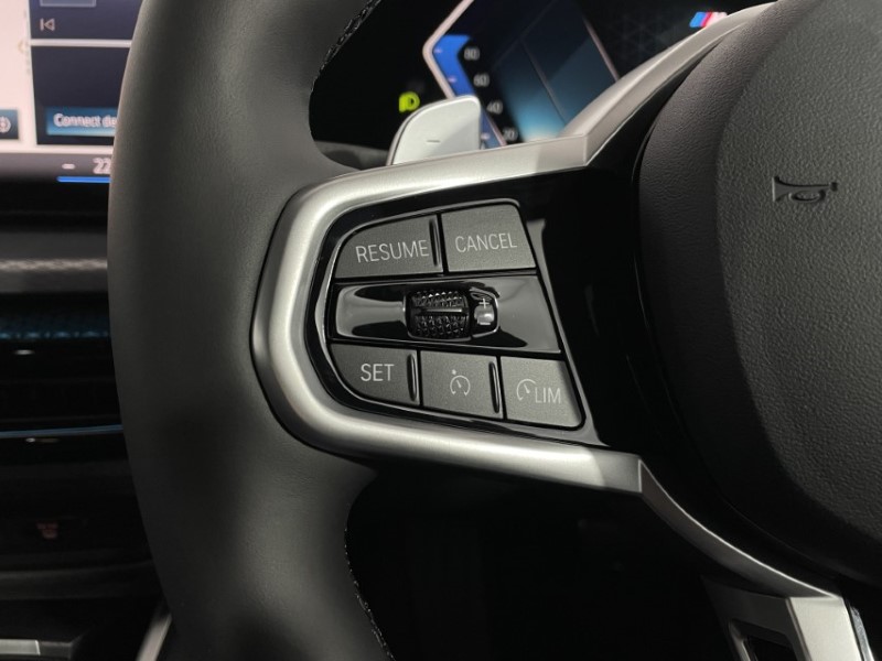 2025 (75) BMW 3 SERIES 330e 22.3 kWh M Sport 4dr Step Auto 4697082