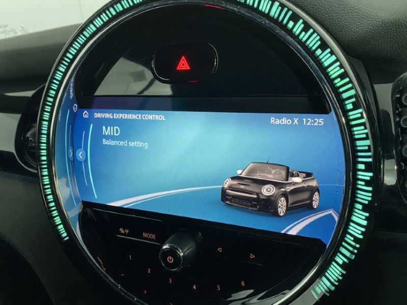 2022 (72) MINI CONVERTIBLE 1.5 Cooper Classic 2dr Auto 4660412