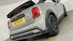 2022 (72) MINI CONVERTIBLE 1.5 Cooper Classic 2dr Auto 4660443