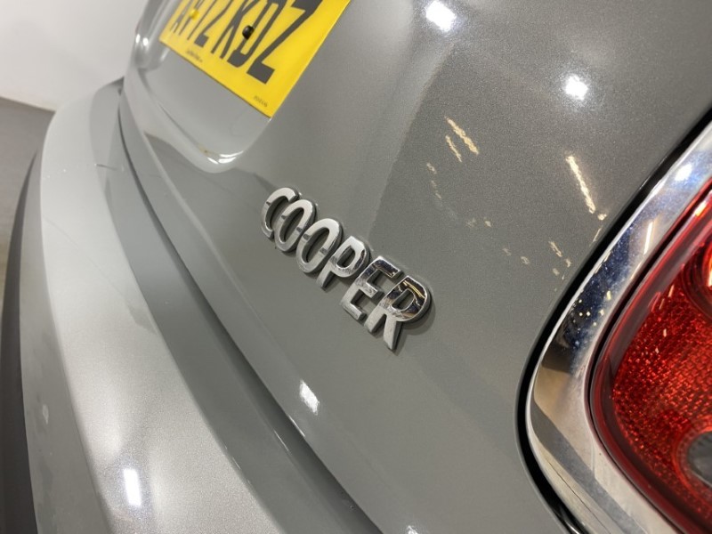 2022 (72) MINI CONVERTIBLE 1.5 Cooper Classic 2dr Auto 4660435