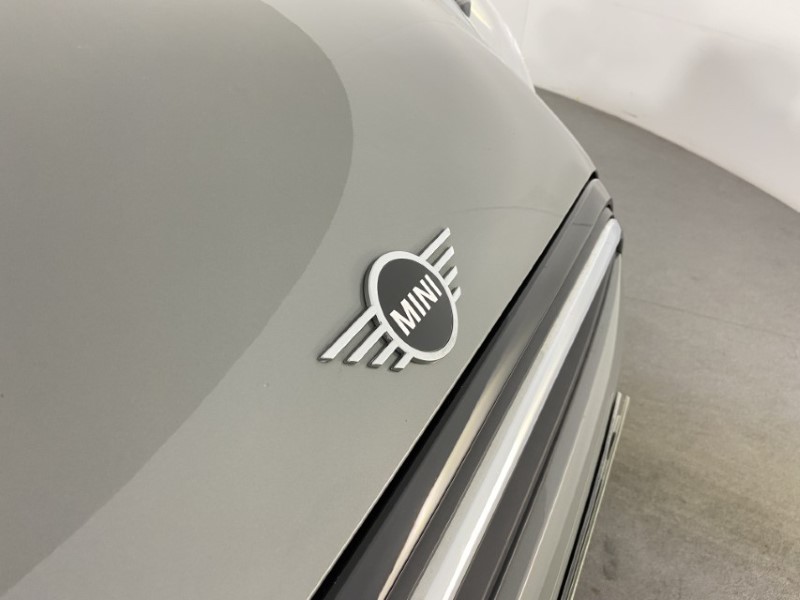 2022 (72) MINI CONVERTIBLE 1.5 Cooper Classic 2dr Auto 4660442