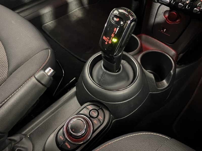 2022 (72) MINI CONVERTIBLE 1.5 Cooper Classic 2dr Auto 4660417