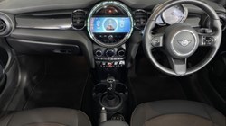 2022 (72) MINI CONVERTIBLE 1.5 Cooper Classic 2dr Auto 4660428