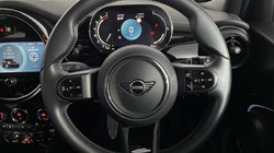 2023 (73) MINI HATCHBACK 1.5 Cooper Sport Premium 3dr Auto 4656038