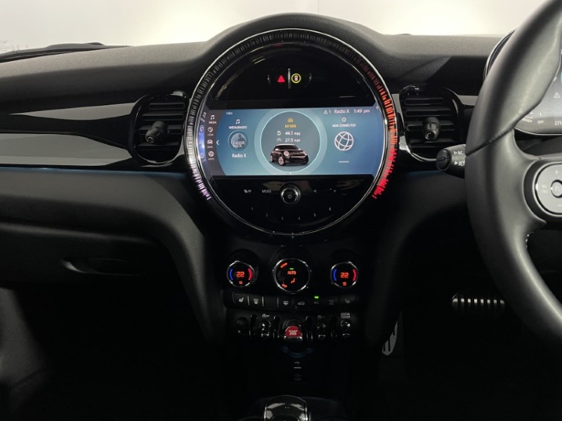 2023 (73) MINI HATCHBACK 1.5 Cooper Sport Premium 3dr Auto 4656036