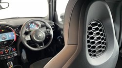 2023 (73) MINI HATCHBACK 1.5 Cooper Sport Premium 3dr Auto 4656080