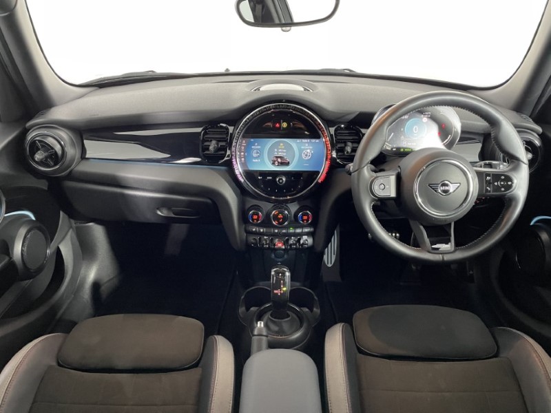 2023 (73) MINI HATCHBACK 1.5 Cooper Sport Premium 3dr Auto 4656081