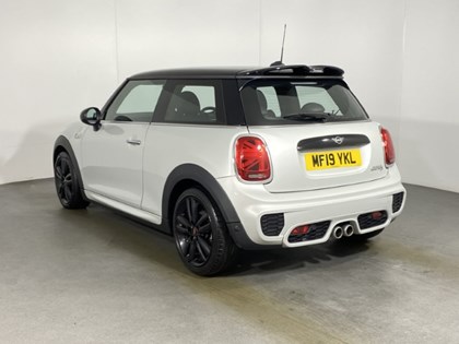 2019 (19) MINI HATCHBACK 2.0 Cooper S Sport II 3dr Auto