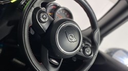 2019 (19) MINI HATCHBACK 2.0 Cooper S Sport II 3dr Auto 4639086
