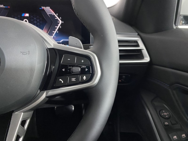 2025 (75) BMW 3 SERIES 320i M Sport 4dr Step Auto 4713824