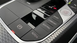 2025 (75) BMW 3 SERIES 320i M Sport 4dr Step Auto 4713830