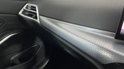 2025 (75) BMW 3 SERIES 320i M Sport 4dr Step Auto 4713832