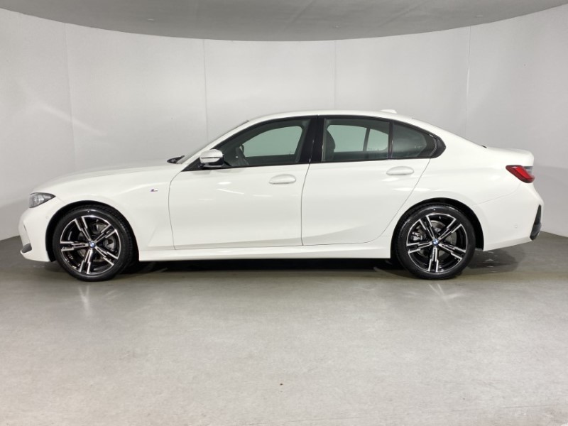 2025 (75) BMW 3 SERIES 320i M Sport 4dr Step Auto 4713863