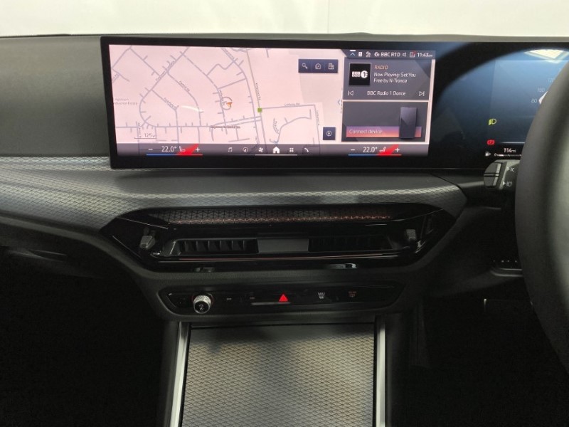 2025 (75) BMW 3 SERIES 320i M Sport 4dr Step Auto 4713826