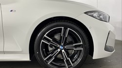 2025 (75) BMW 3 SERIES 320i M Sport 4dr Step Auto 4713851