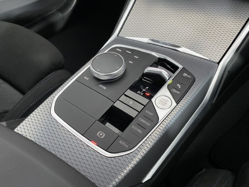 2025 (75) BMW 3 SERIES 320i M Sport 4dr Step Auto 4713827