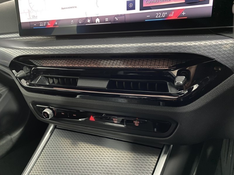 2025 (75) BMW 3 SERIES 320i M Sport 4dr Step Auto 4713831