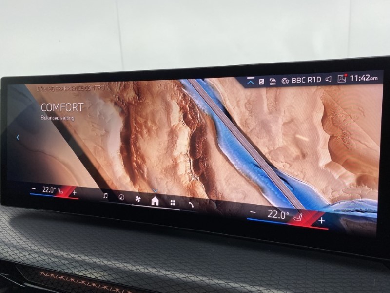 2025 (75) BMW 3 SERIES 320i M Sport 4dr Step Auto 4713818