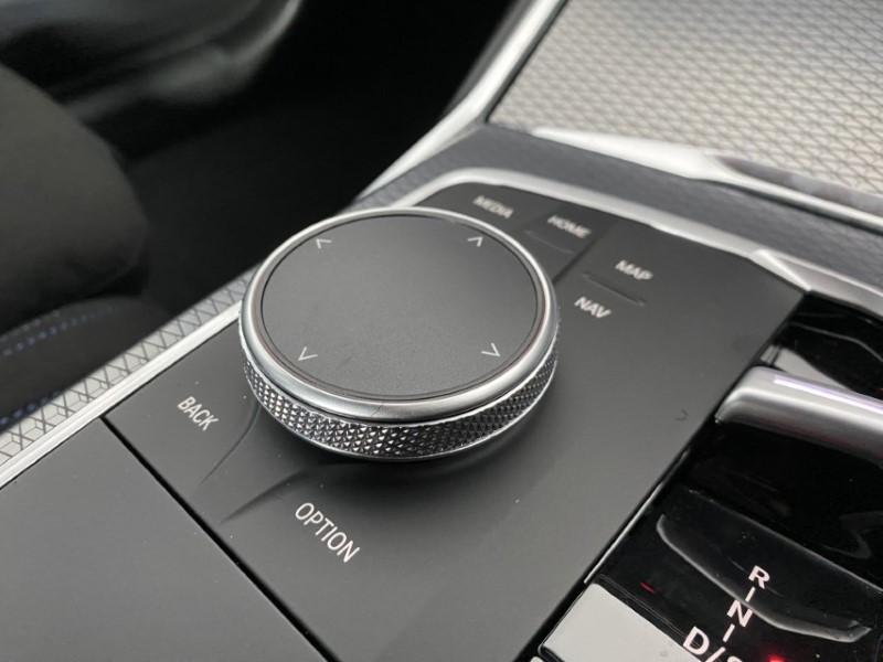 2025 (75) BMW 3 SERIES 320i M Sport 4dr Step Auto 4713829