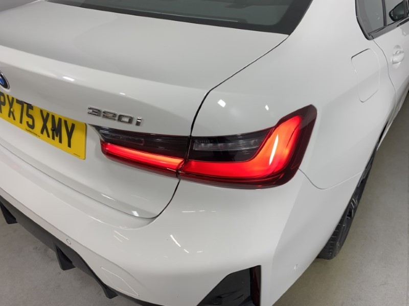 2025 (75) BMW 3 SERIES 320i M Sport 4dr Step Auto 4713845