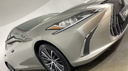 2023 (23) LEXUS ES 300h 2.5 4dr CVT 4686301