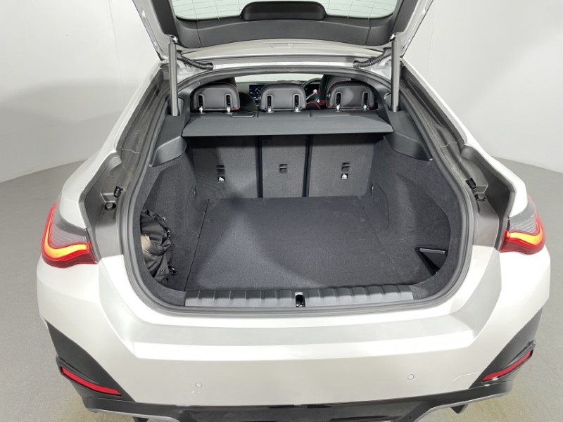 2025 (75) BMW I4 250kW eDrive40 M Sport 83.9kWh 5dr Auto 4720083