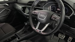 2021 (21) AUDI Q3 35 TFSI S Line 5dr S Tronic 4658651