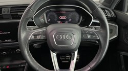 2021 (21) AUDI Q3 35 TFSI S Line 5dr S Tronic 4658634