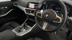 2021 (71) BMW 3 SERIES 320i M Sport 4dr Step Auto 4638874