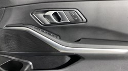 2025 (25) BMW 3 SERIES 320i M Sport 4dr Step Auto 4681160
