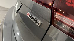 2020 (20) VOLKSWAGEN TIGUAN 2.0 TDi 150 4Motion R-Line Tech 5dr DSG 4648093