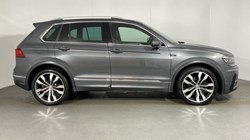 2020 (20) VOLKSWAGEN TIGUAN 2.0 TDi 150 4Motion R-Line Tech 5dr DSG 4648117