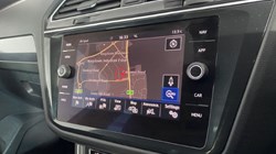 2020 (20) VOLKSWAGEN TIGUAN 2.0 TDi 150 4Motion R-Line Tech 5dr DSG 4648065